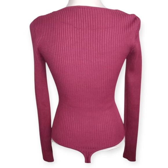 ABERCROMBIE AND FITCH FUCHSIA BODYSUIT SZ.M EUC - Picture 5 of 7
